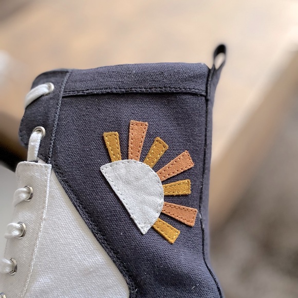 Free People Feels Good To Be Lost Lug Sole Hiker Boots - Picture 13 of 13